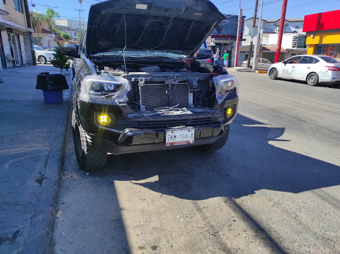 Luces LED y accesorios RVZ