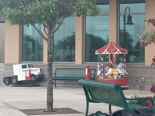 Shopping Mall «Northgate Shopping Center», reviews and photos, 300 Squire Rd, Revere, MA 02151, USA