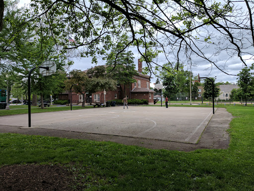 Park «Mayfair Park», reviews and photos, 4550 W Sunnyside Ave, Chicago, IL 60630, USA