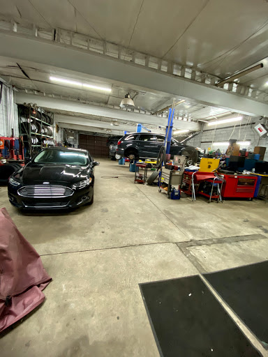 Auto Repair Shop «Tel-Ford Services», reviews and photos, 6570 N Telegraph Rd, Dearborn Heights, MI 48127, USA