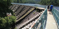 Bays Mountain Park & Planetarium