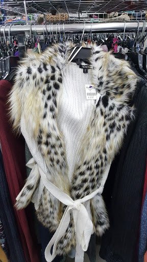 Thrift Store «Goodwill Spring Hill Superstore», reviews and photos