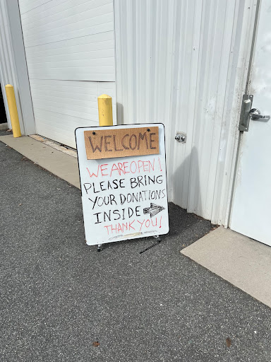 Thrift Store «Salvation Army Thrift Store», reviews and photos, 604 Cherry Ave, Charlottesville, VA 22903, USA