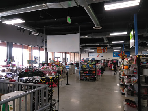 Donations Center «Goodwill», reviews and photos