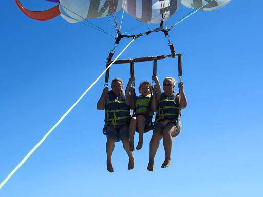 Tourist Attraction «Hampton Beach Parasail and SUP Rental», reviews and photos, 1 Ocean Blvd, Hampton, NH 03842, USA