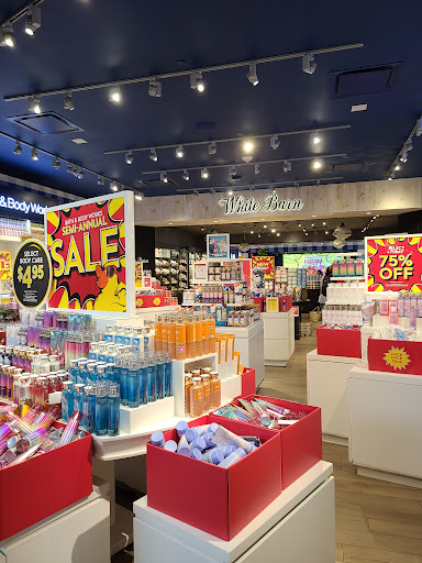 Shopping Mall «Golden Triangle Mall», reviews and photos, 2201 S Interstate 35 E, Denton, TX 76205, USA