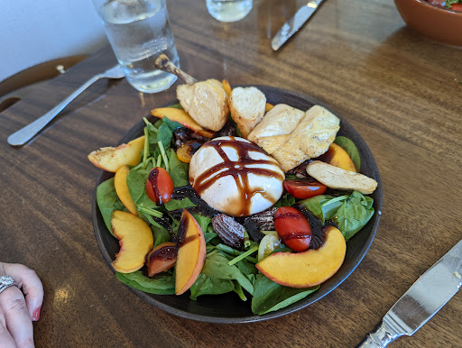 Hotel «Diamond Mills Hotel», reviews and photos, 25 S Partition St, Saugerties, NY 12477, USA