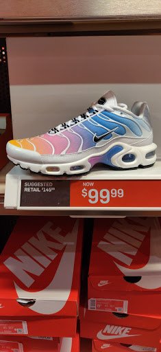 Sporting Goods Store «Nike Factory Store», reviews and photos, 18 West Lightcap Rd #901, Pottstown, PA 19464, USA