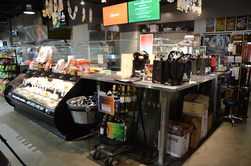 Grocery Store «Bread Garden Market», reviews and photos, 225 S Linn St, Iowa City, IA 52240, USA