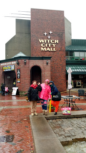 Shopping Mall «Museum Place Mall», reviews and photos, 1 Church St, Salem, MA 01970, USA