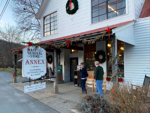 Mast Store Annex, 2918 Broadstone Rd, Banner Elk, NC 28604, USA, 