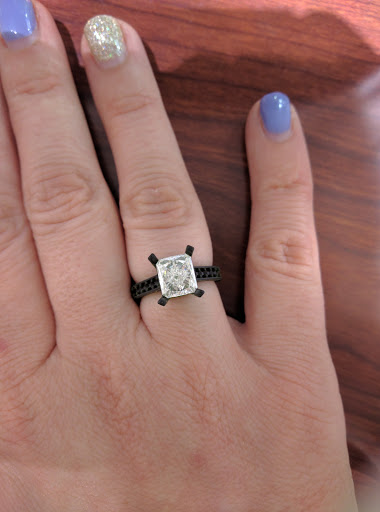 Jeweler «Marks Jewelers - Montgomeryville», reviews and photos, 975 Bethlehem Pike, Montgomeryville, PA 18936, USA