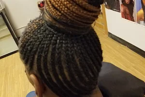 Bijoux African Hair braiding / lau'ra braids and beauty image