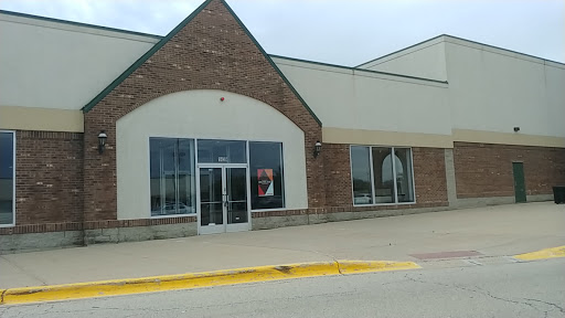 Ski Shop «Snowbird Ski & Patio Shop», reviews and photos, 1439 E Peterson Rd, Libertyville, IL 60048, USA