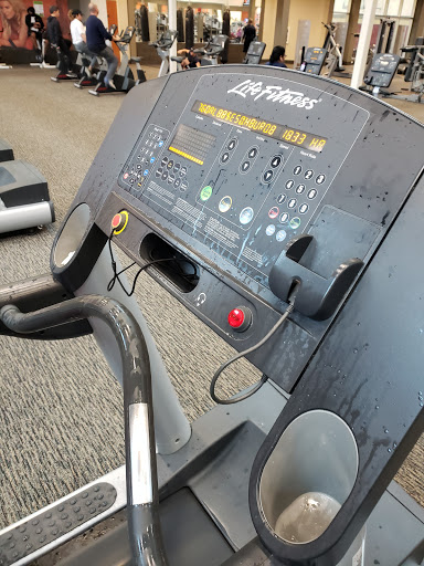 Gym «LA Fitness», reviews and photos, 1111 Marcus Ave, New Hyde Park, NY 11042, USA