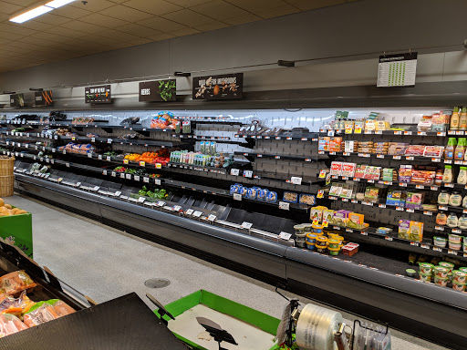 Grocery Store «Stop & Shop», reviews and photos, 100 Powder Mill Rd, Acton, MA 01720, USA