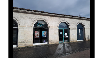 Photo du Banque Crédit Agricole Charente Périgord à Montignac-Charente