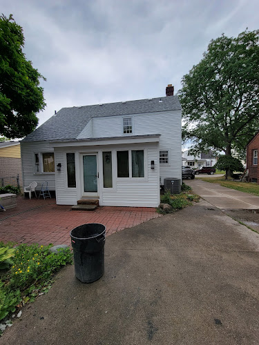 Ramos Roofing and siding - Roofing Contractor in Detroit, Michigan
