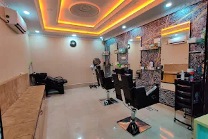 Vanz Unisex Beauty spa image