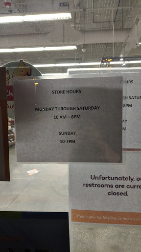 Pet Supply Store «Pet Food Express», reviews and photos, 4220 Long Beach Blvd, Long Beach, CA 90807, USA