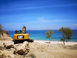 Bukit Berora Beach'in fotoğrafı özel alan