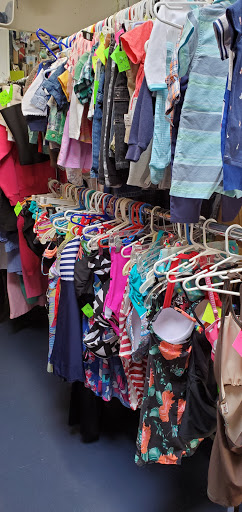 Thrift Store «Rag & Bone Thrift Shop», reviews and photos, 1011 7th Ave, Seaside, OR 97138, USA