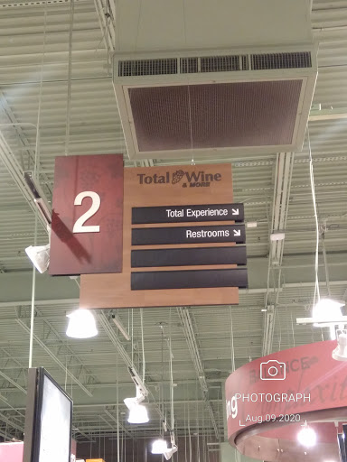 Wine Store «Total Wine & More», reviews and photos, 5105 Wellington Rd, Gainesville, VA 20155, USA