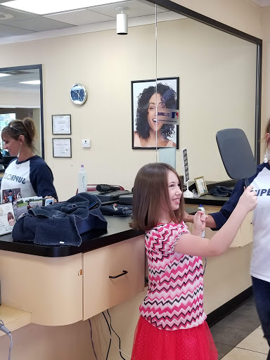 Hair Salon «Supercuts», reviews and photos, 501 W Henderson St, Cleburne, TX 76033, USA