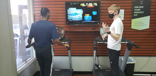 Shoe Store «A Snails Pace Running Shop», reviews and photos, 1040 E Imperial Hwy # F2, Brea, CA 92821, USA