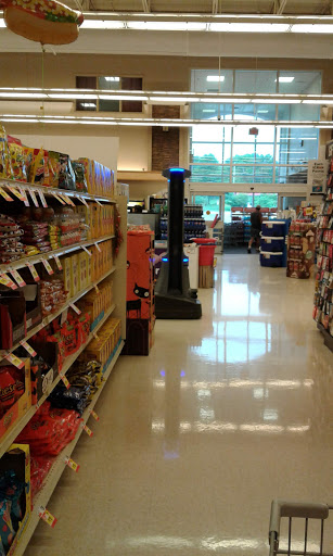 Grocery Store «Giant Food Stores», reviews and photos, 2104 Van Reed Rd, West Lawn, PA 19609, USA