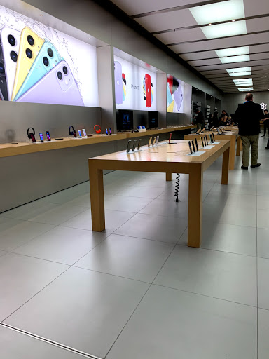 Computer Store «Apple Fashion Place», reviews and photos, 6191 State St, Murray, UT 84107, USA