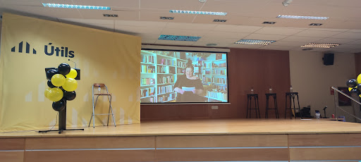 Biblioteca d'Abrera Josep Roca i Bros en Abrera