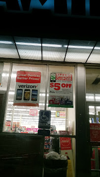 Family Dollar - Photo 3 - Car repair in Ludlow, KY, Cincinnati