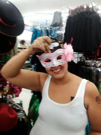 Thrift Store «Goodwill (Alliance)», reviews and photos, 12501 W State St, Alliance, OH 44601, USA