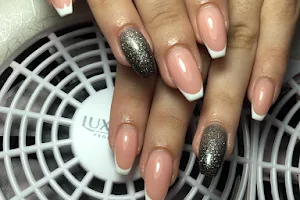 Lory Nails unghii false cu gel image