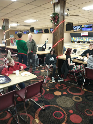 Bowling Alley «Star Lanes - Port Clinton», reviews and photos, 311 Buckeye Blvd, Port Clinton, OH 43452, USA