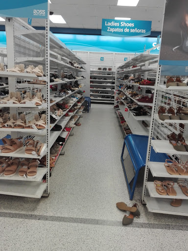 Clothing Store «Ross Dress for Less», reviews and photos, 1985 W Malvern Ave, Fullerton, CA 92833, USA