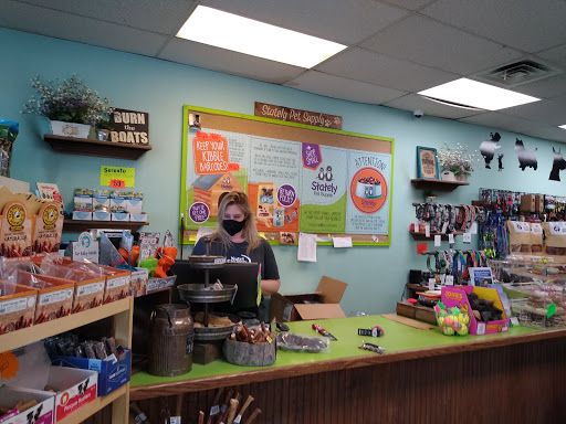 Pet Supply Store «Stately Pet Supply», reviews and photos, 515 S State St, Clarks Summit, PA 18411, USA