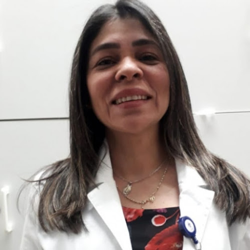 Dra. Dinora Castellanos Navas, Cardiólogo - Cardiólogo