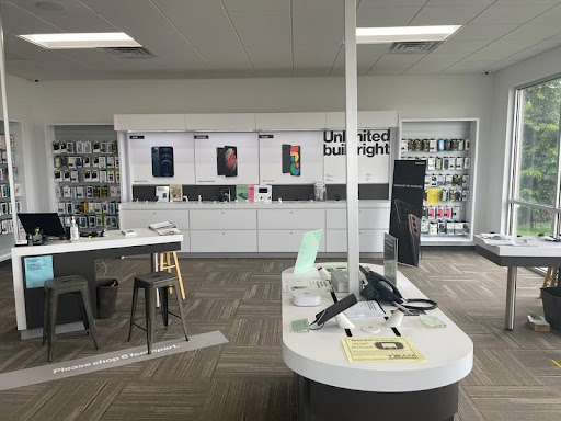 Cell Phone Store «TEAM Wireless - Verizon Wireless Authorized Retailer», reviews and photos, 508 W Pine St, Eagle River, WI 54521, USA