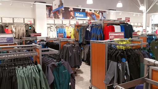 Sportswear Store «Columbia Sportswear Outlet Store», reviews and photos, 447 Great Mall Dr, Milpitas, CA 95035, USA