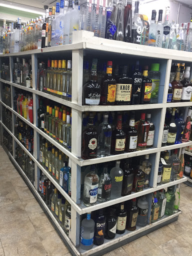 Liquor Store «Peachtree Package Store», reviews and photos, 300 Peachtree St NE # Cs1, Atlanta, GA 30308, USA