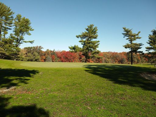 Golf Course «Lakeville Country Club», reviews and photos, 44 Clear Pond Rd, Lakeville, MA 02347, USA