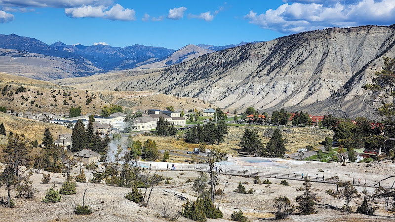 Mammoth Hot Springs