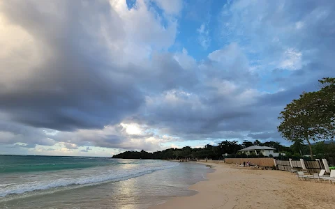 Old Fort Bay Beach image