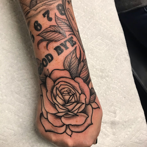 Tattoo Shop «Diligent Tattoo», reviews and photos, 5024 Wrightsville Ave, Wilmington, NC 28403, USA