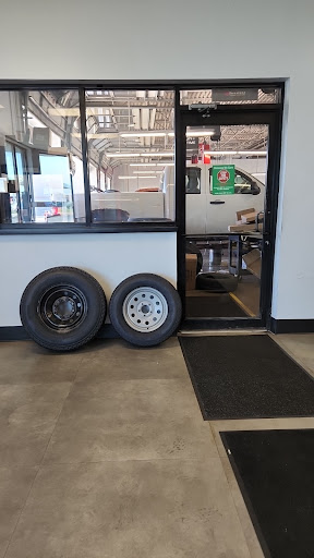 Tire Shop «Firestone Complete Auto Care», reviews and photos, 5002 Southport Crossing Pl, Indianapolis, IN 46237, USA