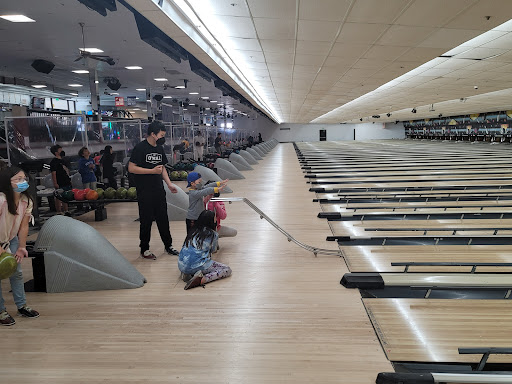 Bowling Alley «Classic Bowling Center», reviews and photos, 900 King Dr, Daly City, CA 94015, USA