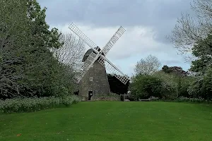 Bradwell Windmill image