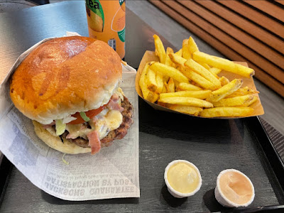 GRUB - Burger & wok à Nanterre
